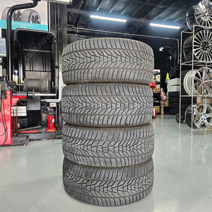 중고타이어 판매합니다. 245/45r19 275/40r19 245 45 19 275 40 19