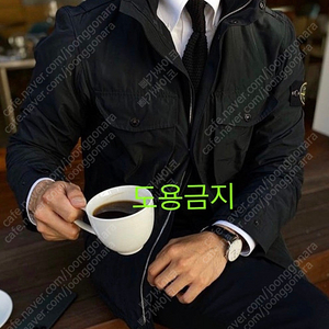 스톤아일랜드 마이크로랩스 MICRO REPS 블랙자켓 미착용 새상품 사이즈M 정품 팝니다.