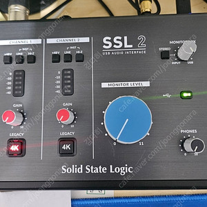 SSL2 오디오 인터페이스