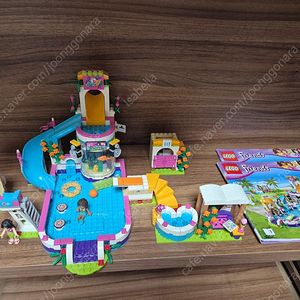 레고 프렌즈 하트레이크 수영장 41313