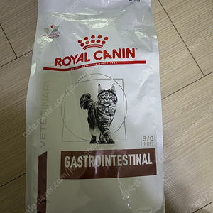 로얄캐닌 캣 가스트로인테스티널 고양이 사료 2kg