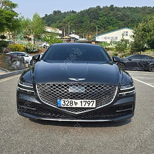 22년식 g80 팝니다.