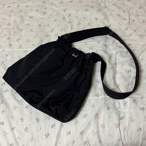 GU 가방 새상품 팝니다.
