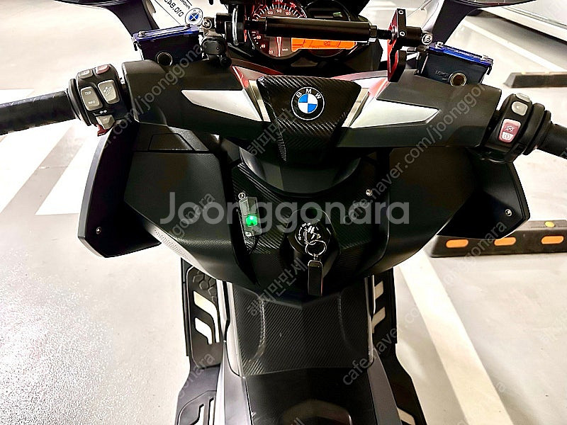 BMW C650GT--5