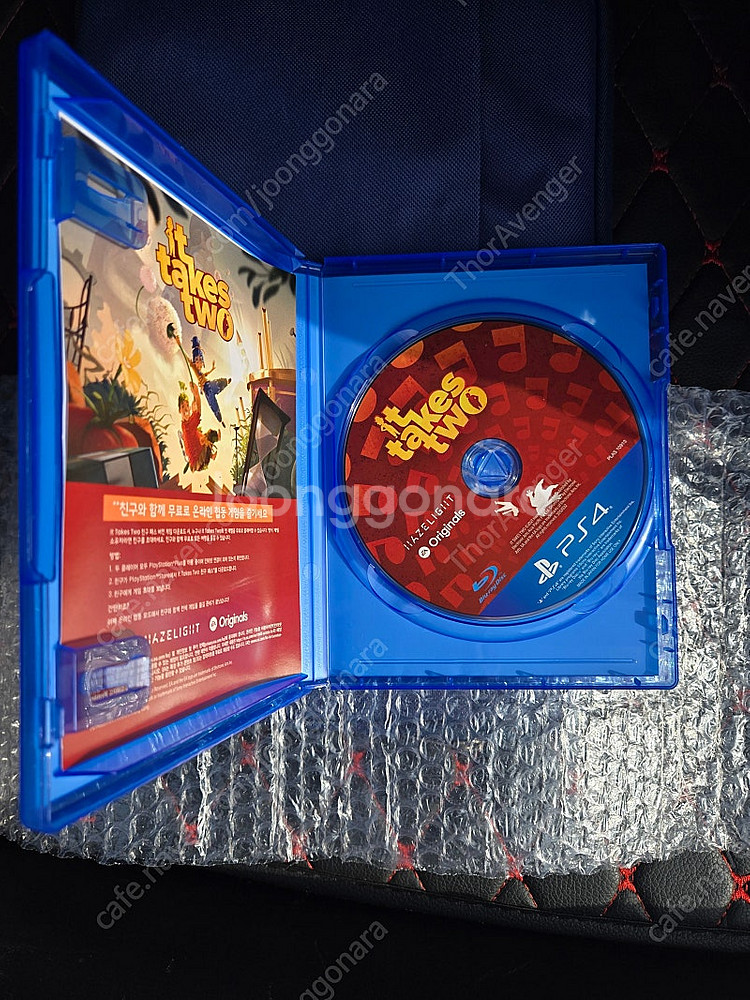 PS4 잇테익스투 잇테이크투 (It takes Two)...--2