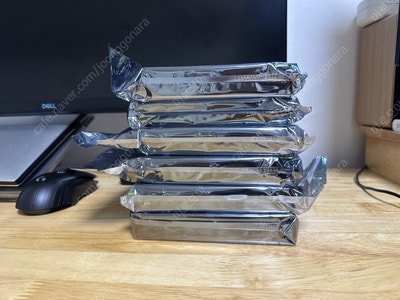 HDD SATA 12TB 미개봉 판매합니다.