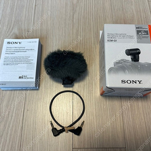 소니 정품 ECM-G1 마이크 , MRW-G2 카드리더기 , NP-FZ100 배터리 , 렉사 128기가 SD카드 V90 2000X 메모리카드 판매합니다.