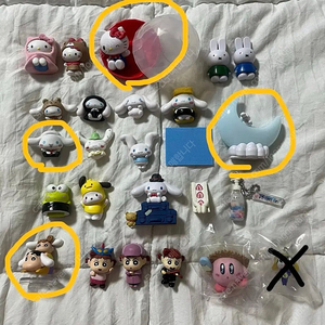 산리오 헬로키티 시나모롤 포차코 케로피 미피 짱구 유리 언제오려나 메지루시 마치보우케 마킹 액세서리 미니 피규어 일본 가챠 굿즈 정리 판매