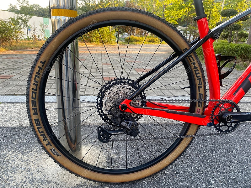 24년 트렉 프로칼리버 9.5 2세대 (XT급 업글 카본입문MTB)--2