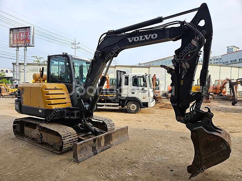 볼보 EC55C 2014년식 가동 만시간 코끼리집게 0...--1