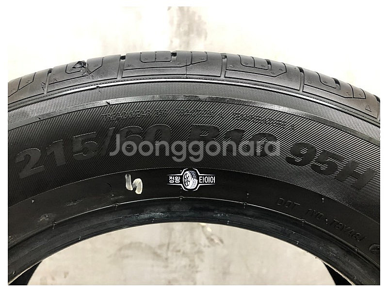 중고타이어 금호타이어 솔루스TA21 215/60R16 올란도--4
