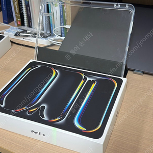 아이패드 M4 프로 13인치 512GB WiFi+Cellular 리퍼 미사용