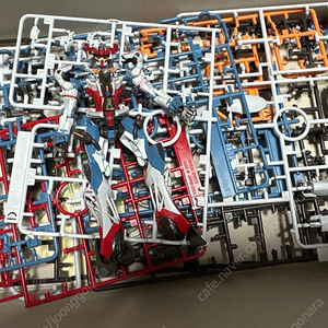 지쿠악스 HG 1/144 건담 프라모델 가조립