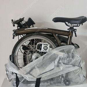 브롬톤 M6R 블랙라커 실버파츠