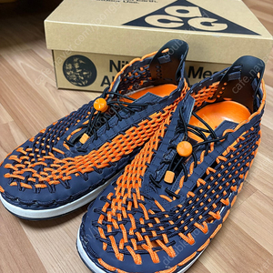 나이키 ACG 워터캣 US10