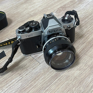 니콘 fm2 + 50mm 1:1.4 렌즈(모든 수리 완료)