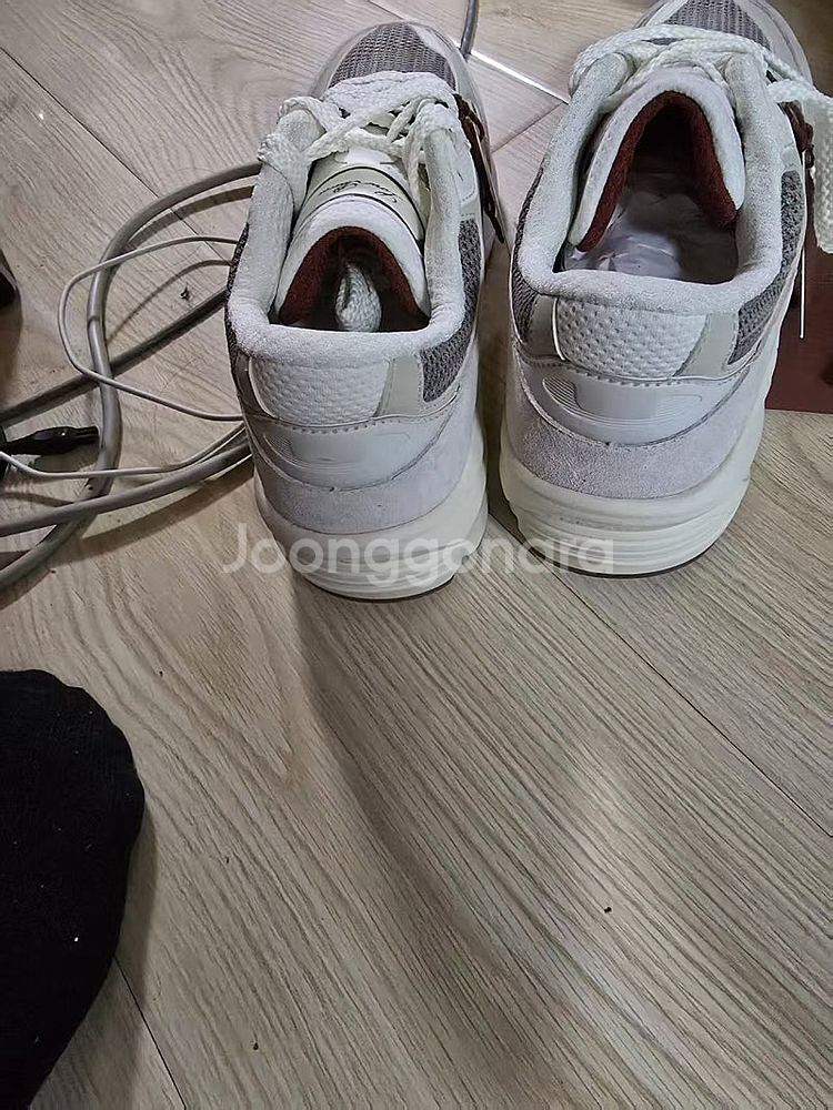 로로피아나 뉴발란스 990V6 사이즈270--3