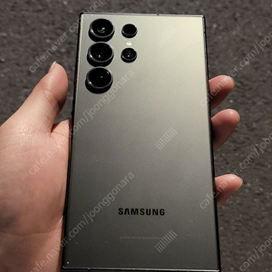 갤럭시 S24 울트라 블랙 256GB 팝니다