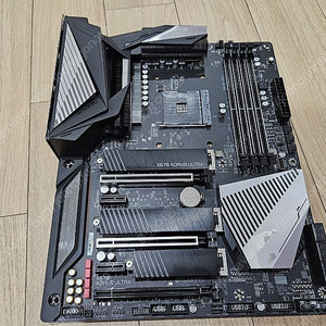 메인보드 X570 AORUS ULTRA WIFI 판매합니다.