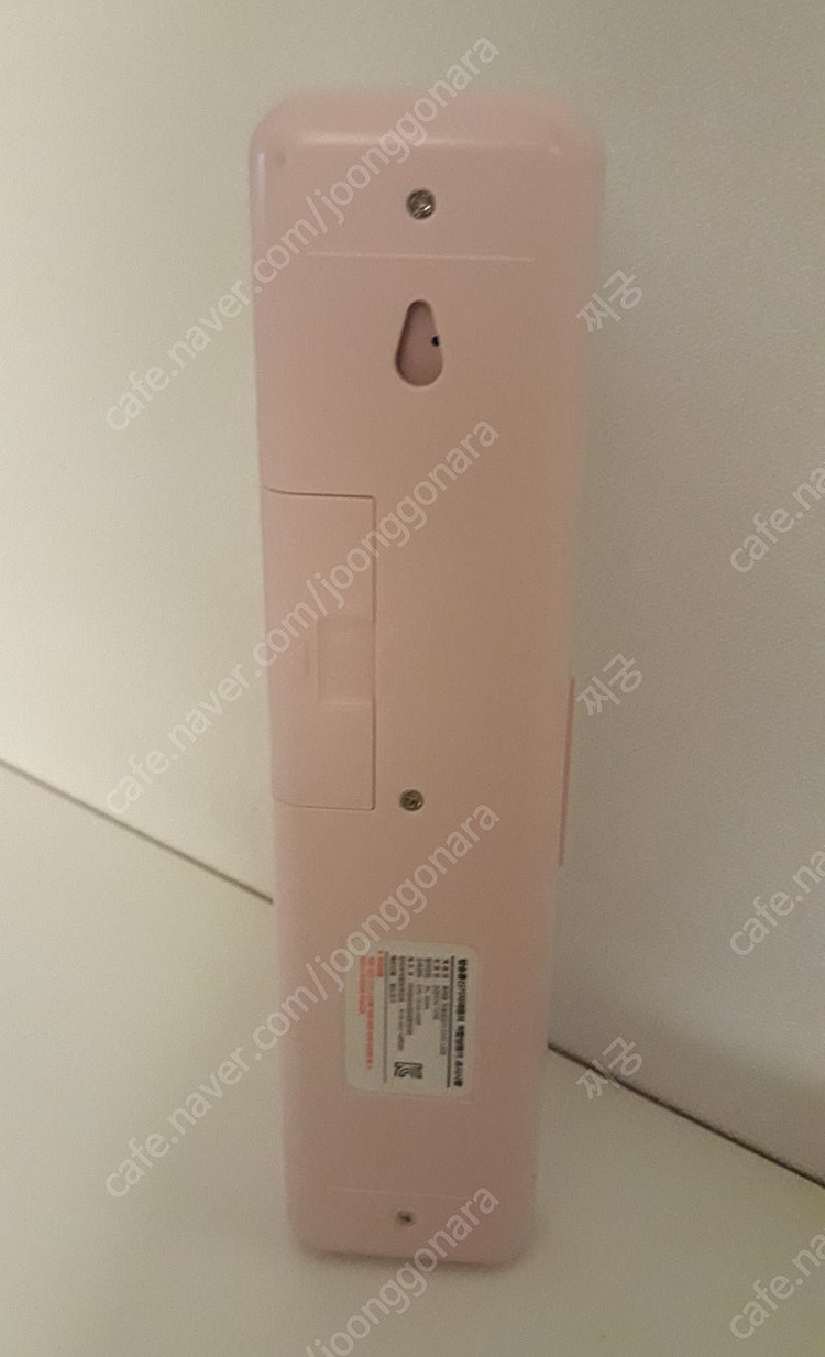 엠테크원 소유 휴대용 칫솔살균기(편리한 건전지식)/여. 이미지