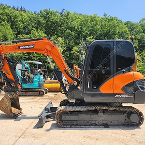 두산 DX55MT-5 2021년식 코끼리집게, 회전라인 장착, 기본 정비 완료, 경북 고령소재 010-3563-6002