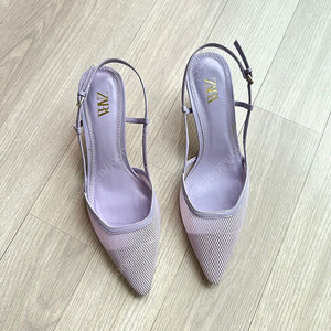 ZARA 메쉬 슬링백 37