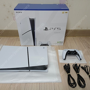 PS5 슬림 디스크에디션 팝니다. (CFI-2018A)