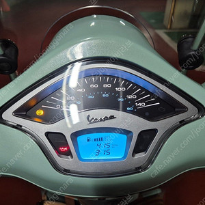 21년식 베스파 프리마베라 약 400키로 주행 한거 판매합니다.