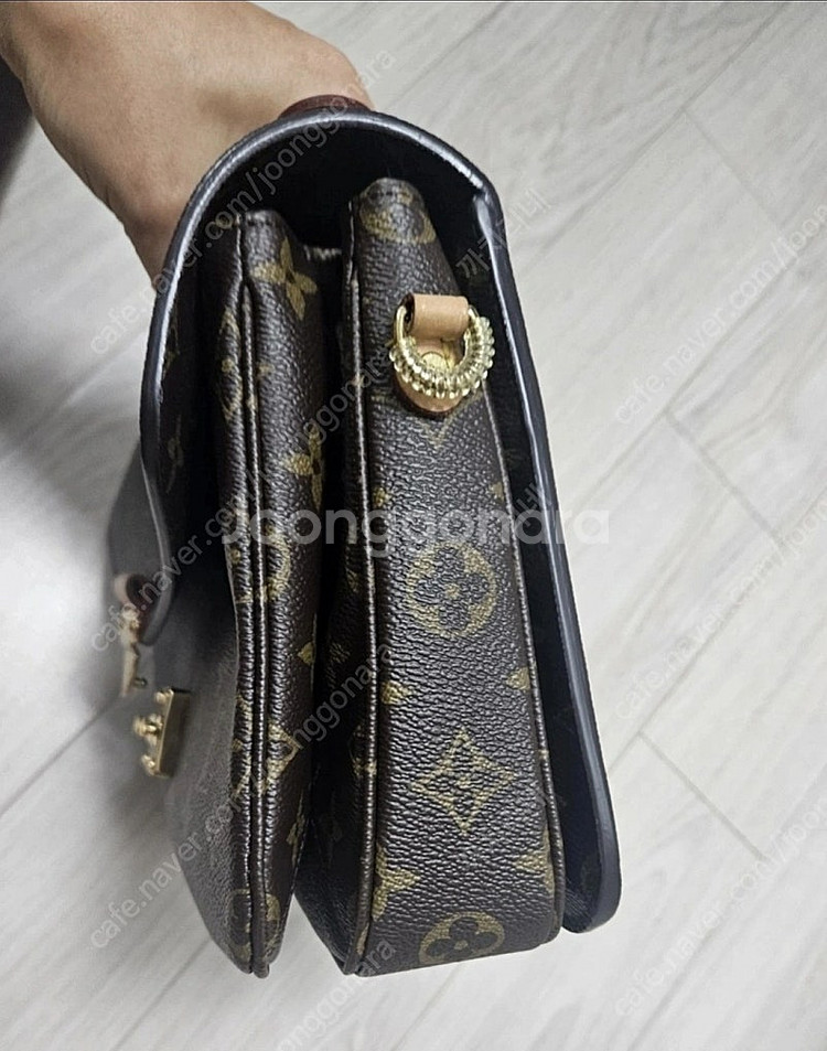 정품 루이비통 포쉐트메티스--6