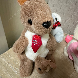 캥거루 치와와 강아지 인형