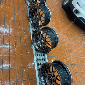 bbs rg r 18인치 동일 pcd 120
