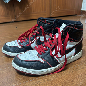 나이키 조던 하이 블러드 라인 275