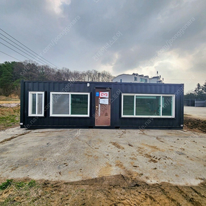 사무실로 딱! 리모델링된 18평 컨테이너 즉시출고