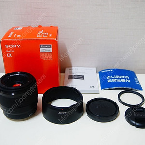 소니 여친렌즈 FE 50mm F1.8 풀프레임용 박스셋팝니다.