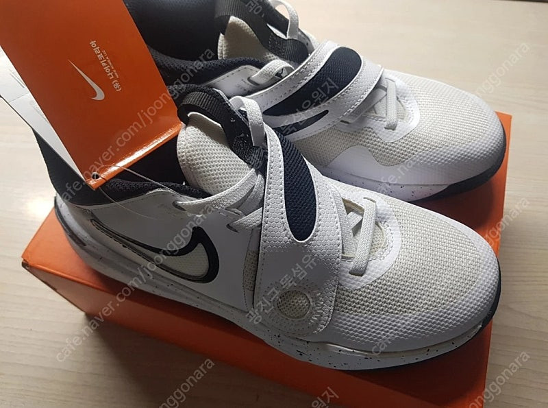 택포 / 새상품 / 나이키 키즈 운동화 220--1