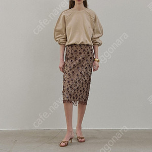 엘보른 Denbee Cotton-blend Sweatshirt 새상품
