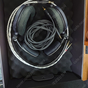 ath-r70x 헤드폰 판매합니다
