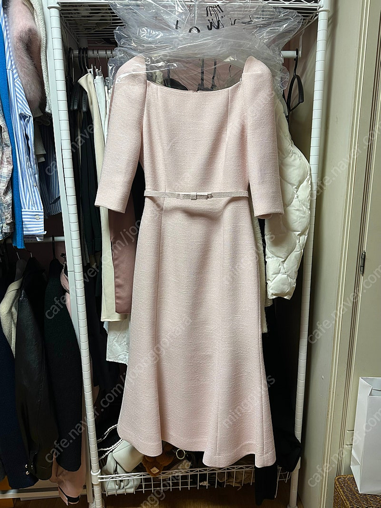 토와브 LILLY MERMAID DRESS 릴리드 드레스 핑크 판매합니다. 이미지