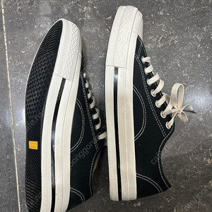 스니커즈 새상품