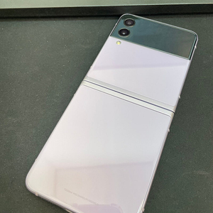 갤럭시Z플립3 라벤더 256GB 무잔상 가성비좋은 중고15만팝니다.