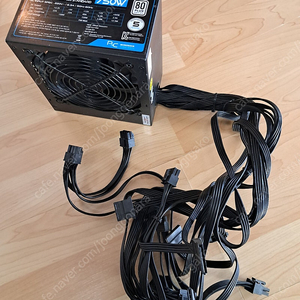 EVEREST 750W 중고파워 서플라이 /상태 좋음/ 2개정리