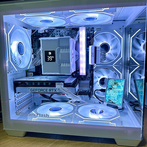 화이트 감성PC 게이밍·영상편집·RGB 튜닝 완성! 가성비 데스크탑 판매