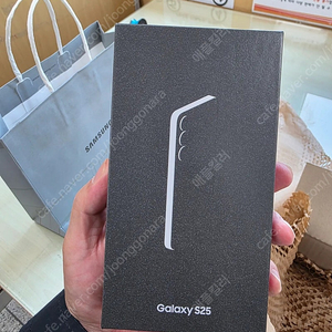 개인 [미개봉 자급제] 갤럭시 s25 기본 256기가 새제품 팝니다