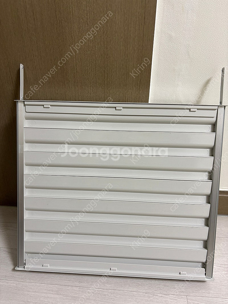 삼성전자 창문형 에어컨 23년형 윈도우핏3 에어컨 길이 연장 키트 35cm AW-EW43D 팝니다.--0