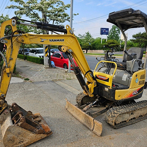 얀마 VIO17 2013년식 버켓3종 1.7톤급 미니 중고굴삭기 미니017