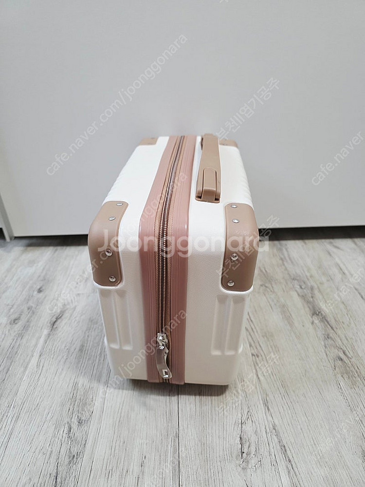 캐리어 레디백--1