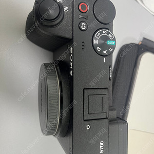 카메라 접습니다 / 소니 A6700, 70350G / 루믹스 lx10 팝니다 / ILCE-6700 SEL70350G