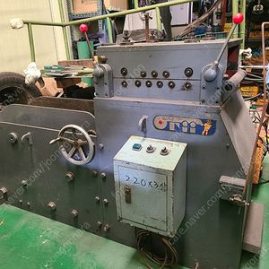 중고 크레들러 레벨라 판폭 320mm 일본 오리사 제품 판매합니다.