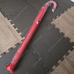 던킨 포켓몬(포켓볼)우산 새제품을 택포 3만원에 판매합니다