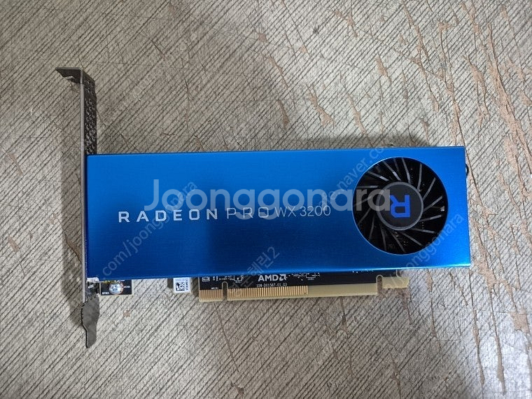 [AS 남음] 라데온 PRO WX3200 그래픽카드 판...--0